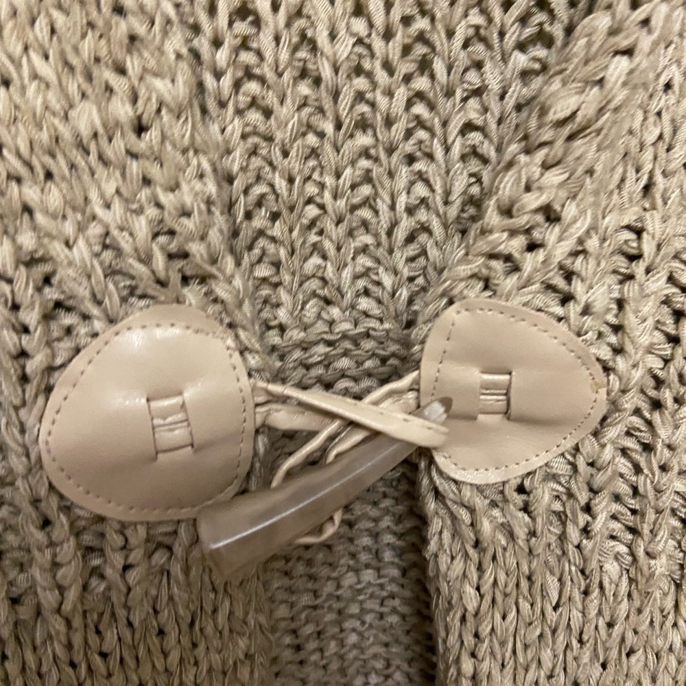 Women's Beige short sleeve sweater - Picture 2 of 4